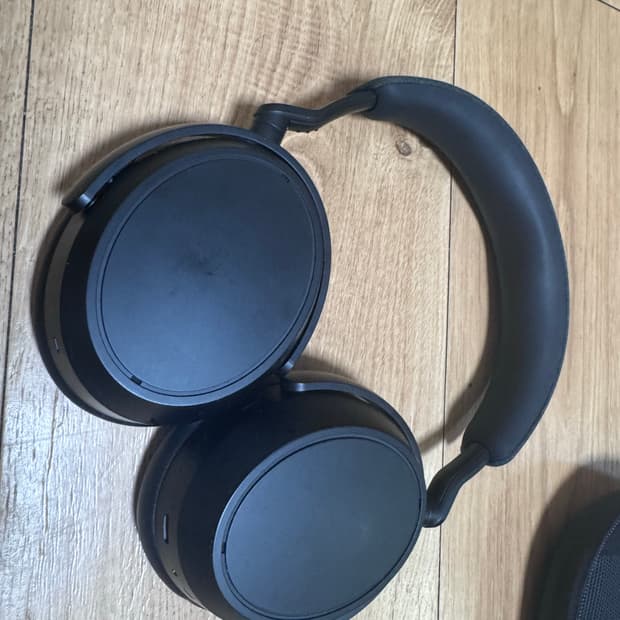 젠하이저 모멘텀 5