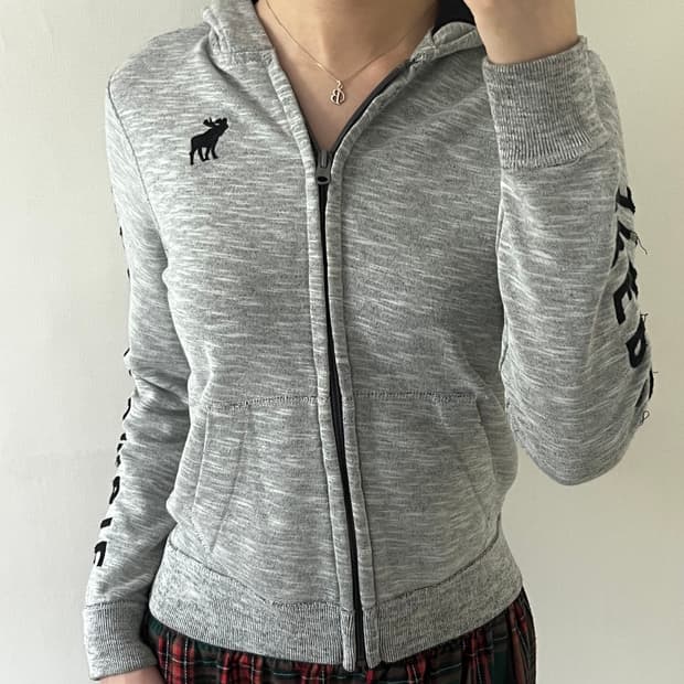 zip up hoodie