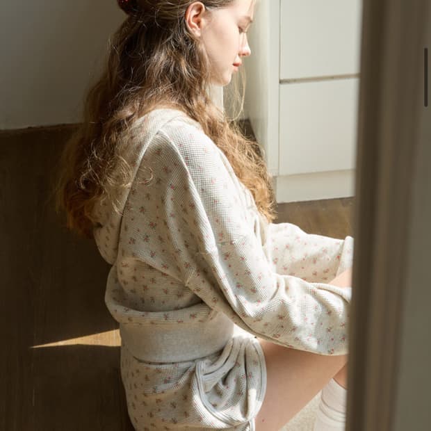 레터프롬문 앤디 플라워 와플 후드 집업 셋업 오트밀
