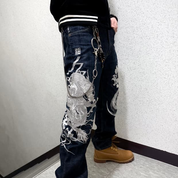 카라쿠리타마시 오리엔탈 드래곤 엠브로이더드 데님 30