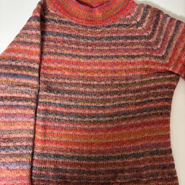 일본 스트라이프 무지개 니트