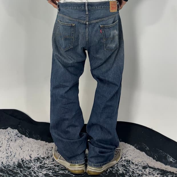 00‘s Levi’s 569 Loose Straight