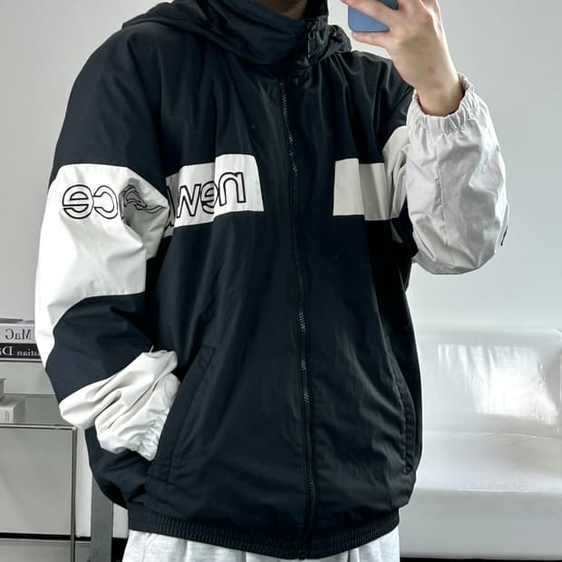 뉴발란스 블랙 레터라인 바람막이 2XL