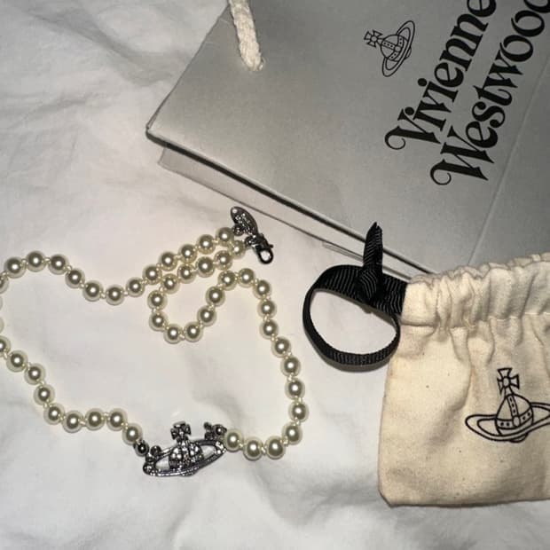 비비안웨스트우드 진주 목걸이