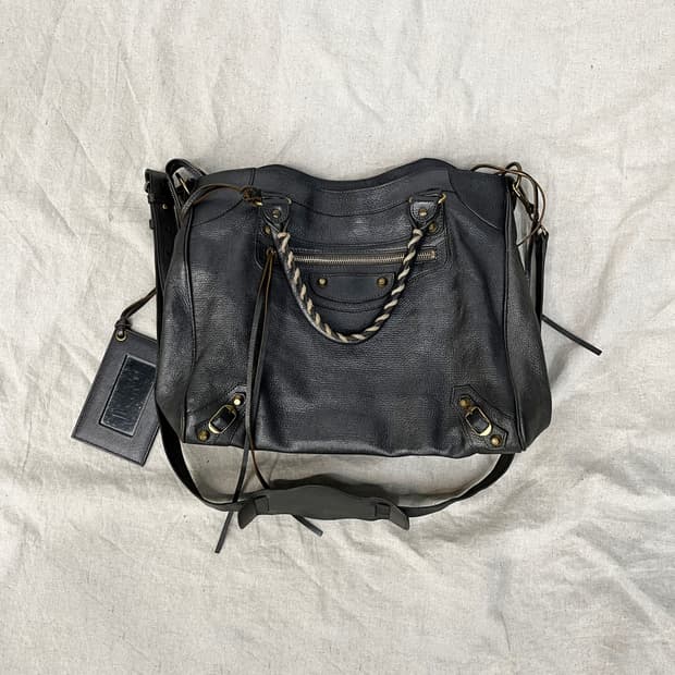 발렌시아가 모터백