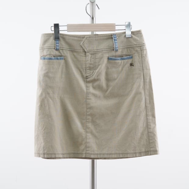 Burberry 블루라벨 코튼 데님 포인트 미디 스커트