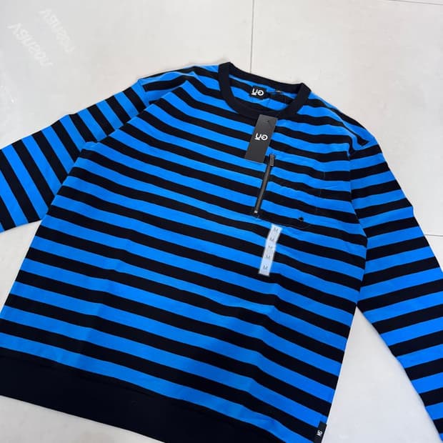 ZIPPER POCKET BORDER LS TEE 지퍼 포켓 보더 티셔츠