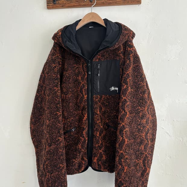 Stussy 스투시 스네이크 자카드 쉐르파 리버시블 자켓