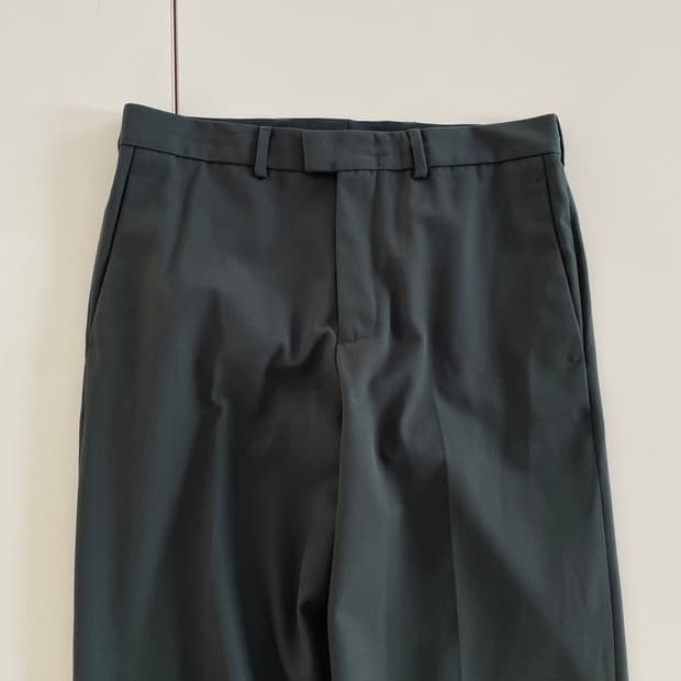 코스 딥그린 슬랙스