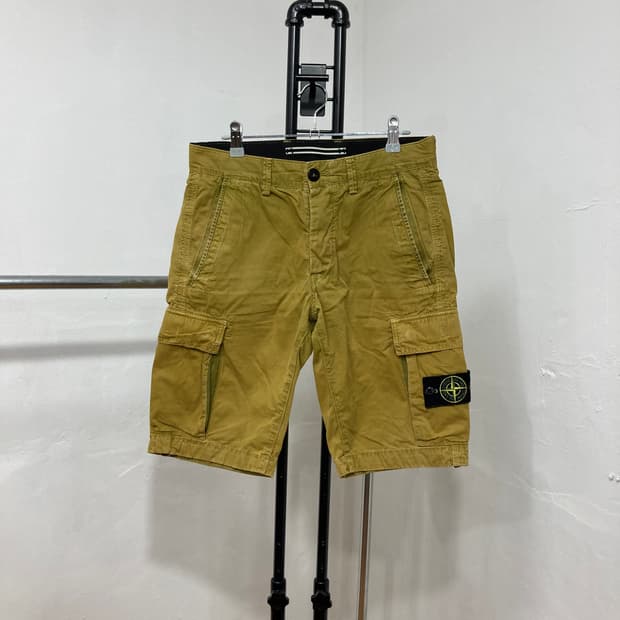 스톤아일랜드(Stone Island) 코튼 카고 반바지