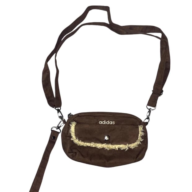 아디다스 y2k 빈티지 스웨이드 숄더백