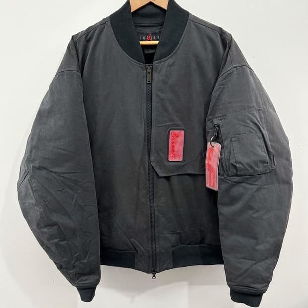 조던 신형 엔지니어드 MA-1 봄버자켓 