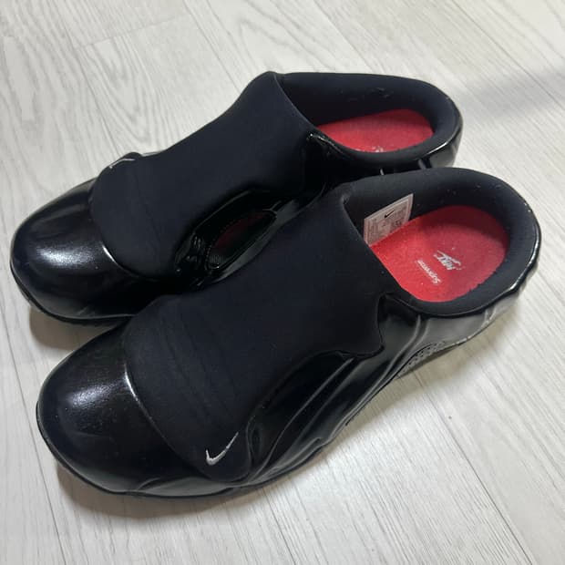 나이키 슈프림 클로그 포짓 290