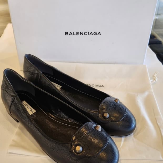 발렌시아가 시티 발레리나 플랫