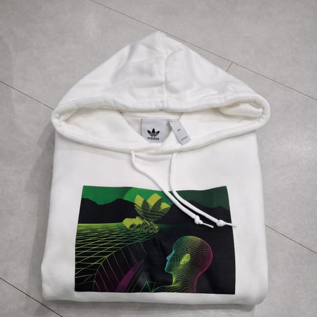 아디다스 오리지널스 3D그래픽 후드티 / 화이트 / 2XL / 상태굿!