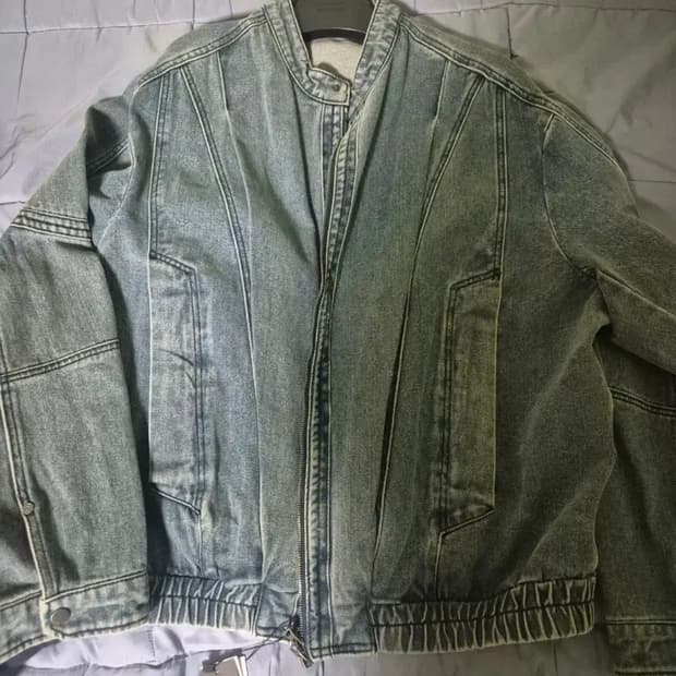 일꼬르소 라인 패널 데님 점퍼