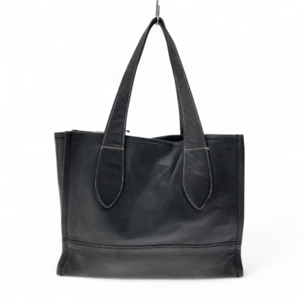 이세이미야케 im product  소가죽 토트백