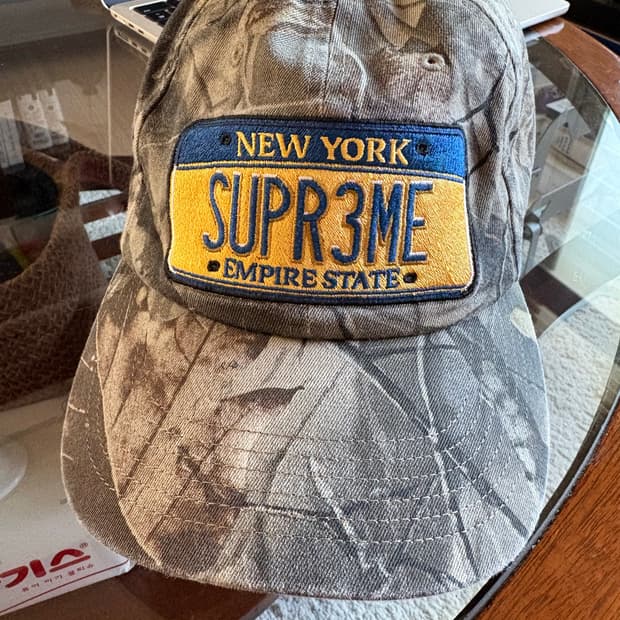 슈프림 리얼트리 볼캡