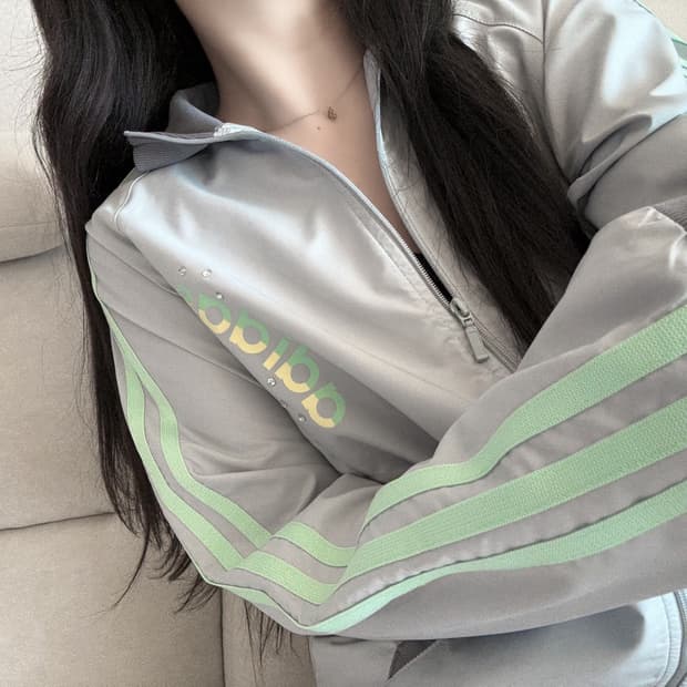 아디다스 그레이 민트 바람막이