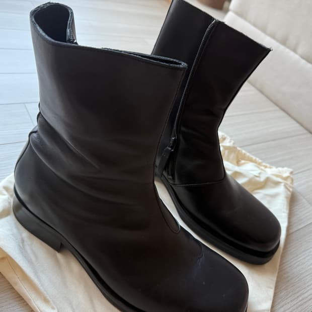 아워레가시 카미온 블랙 43