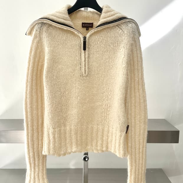 몽클레어 빈티지 아이보리 모헤어 니트 하프집업