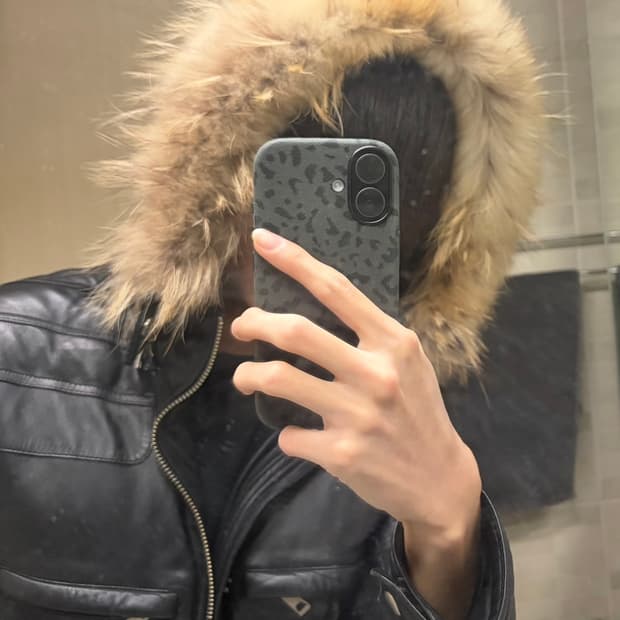 Unknown raccoon fur lamb skin down jacke