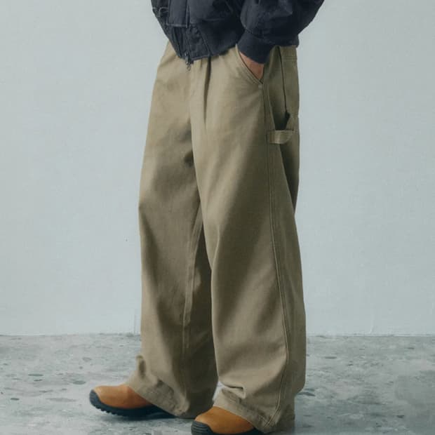 원턱 카펜터 팬츠_카키베이지 코드그라피