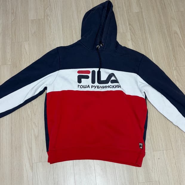 Fila 코르티스 주훈이 입은 후드티