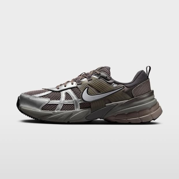 V2K 런 M - 케이브 스톤:플랫 퓨터:미디엄 애쉬:메탈릭 실버 / H