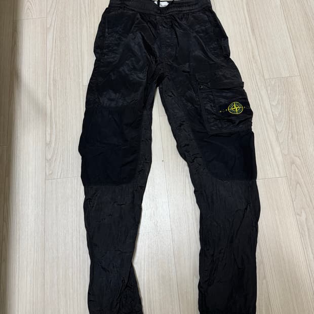 스톤아일랜드 나일론조거팬츠 28사이즈