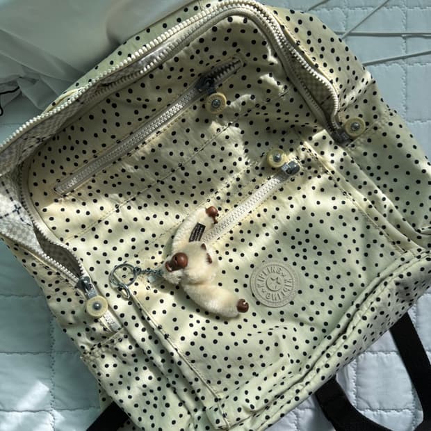 키플링 도트 백팩