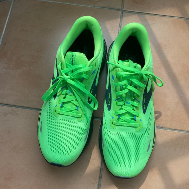 브룩스 아드레날린 gts23 295