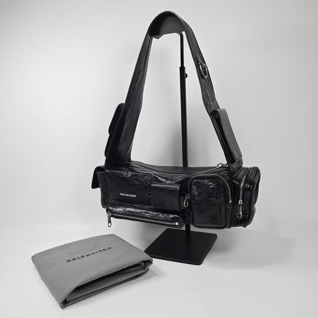 발렌시아가 슈퍼비지 XS 슬링백 숄더백