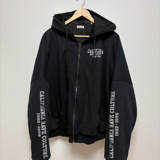 윌리차바리아 퀼팅 후드 집업