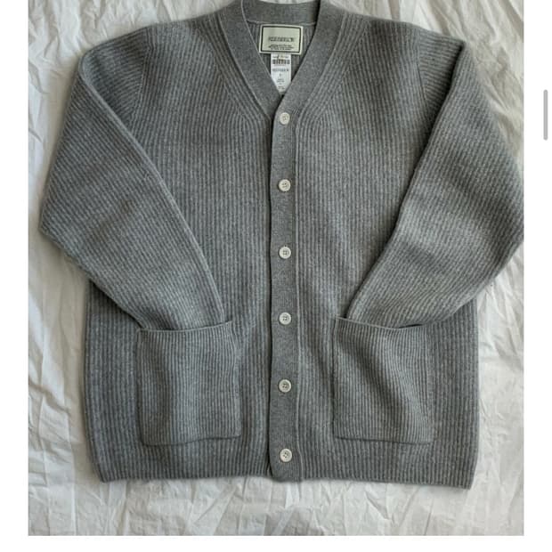 라이즈앤빌로우 홀가먼트 립 가디건