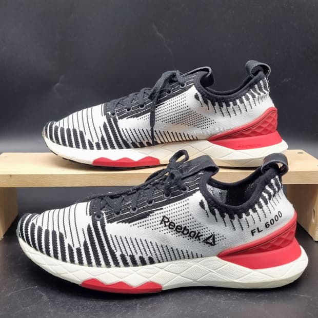 리복 플로트라이드 6000 남성 운동화 270