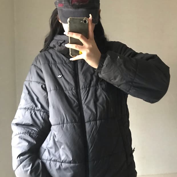 아디다스 파이어버드 블랙 패딩