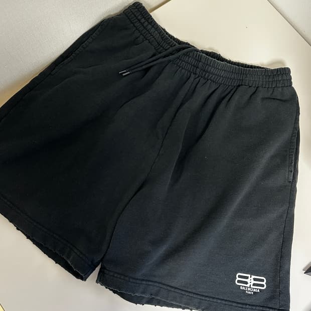 발렌시아가 BB Paris 디스트로이드 반바지