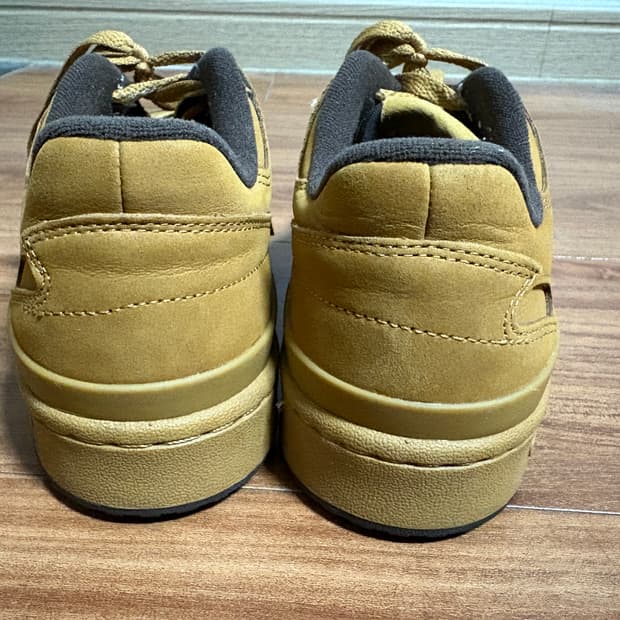 아디다스 포럼 로우 클래식 브라운