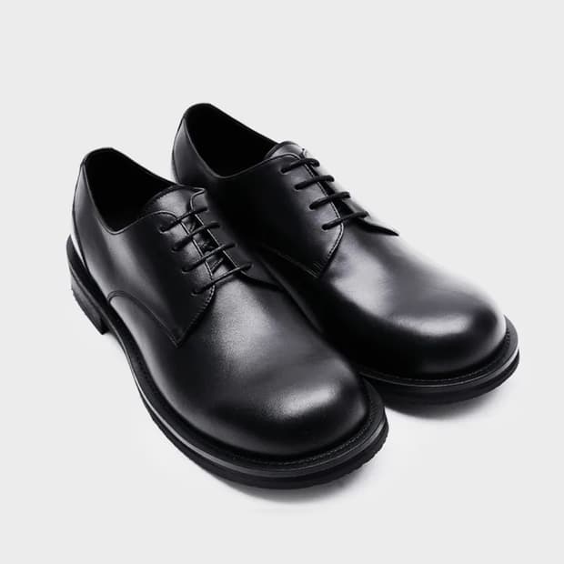 킨치 미스태이크프로젝트 enter 블랙 더비 슈즈