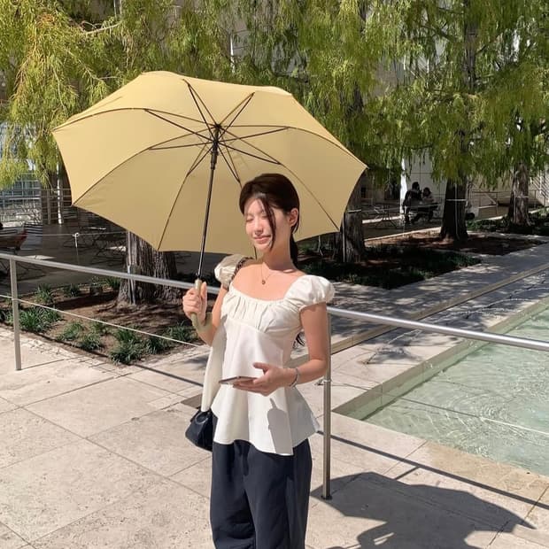 페이보릿띵스 wave rosy blouse (lemon)