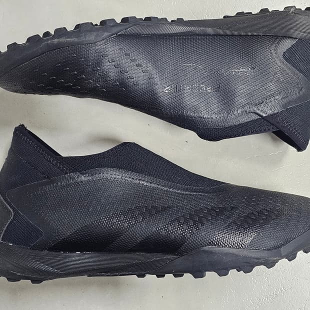 아디디스 풋살화 black 