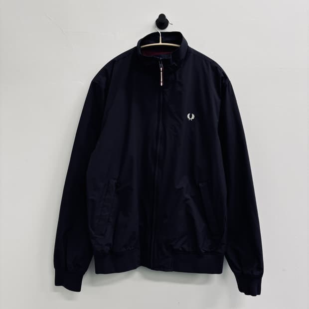 프레드페리(FRED PERRY) 로렐 리스 자수 해링턴 자켓