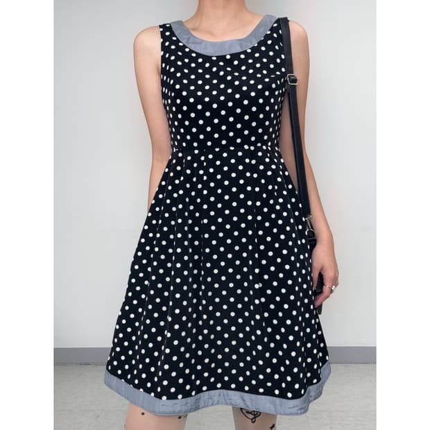빈티지 도트 슬리브리스 원피스
