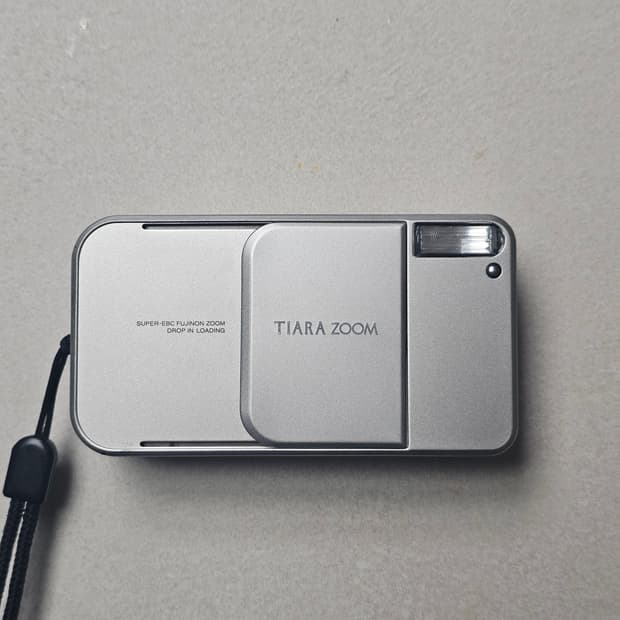 후지 티아라줌 필름카메라 