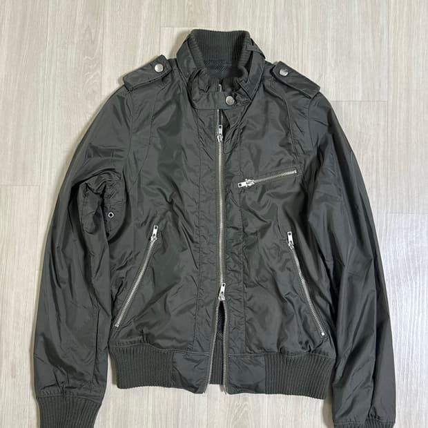 빈티지 카키 넥버클 점퍼 자켓