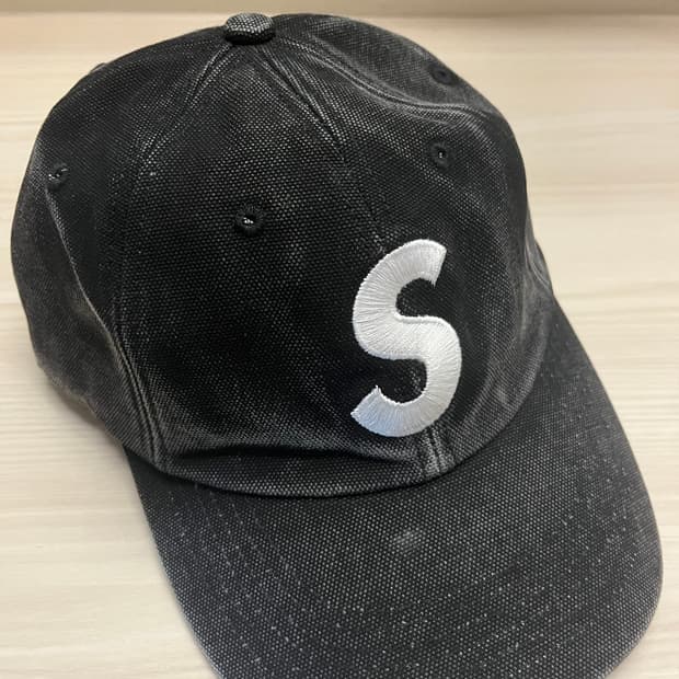 슈프림 피그먼트 S로고 블랙