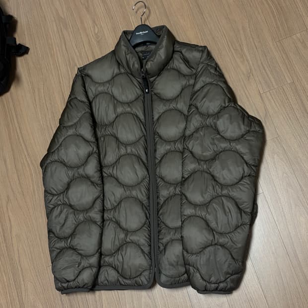 프로스펙스 경량패딩