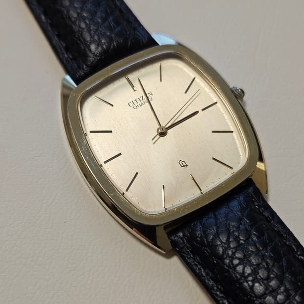 빈티지 시티즌 쿼츠 금장 가죽 시계