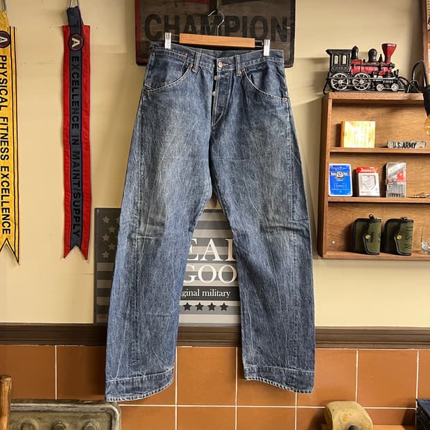 에비수 엔지니어드진 34x32 Size